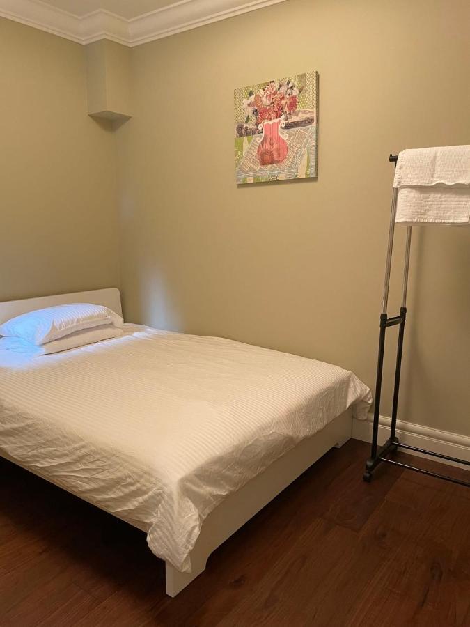 Spacious Cozy House In Vancouver West ภายนอก รูปภาพ